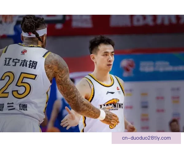 辽宁双杀天津赵继伟准三双领衔
