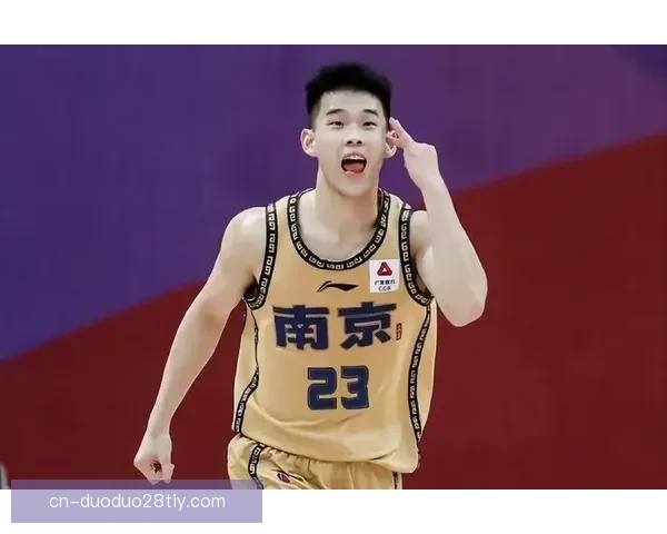 林葳爆发15分难救球队十连败